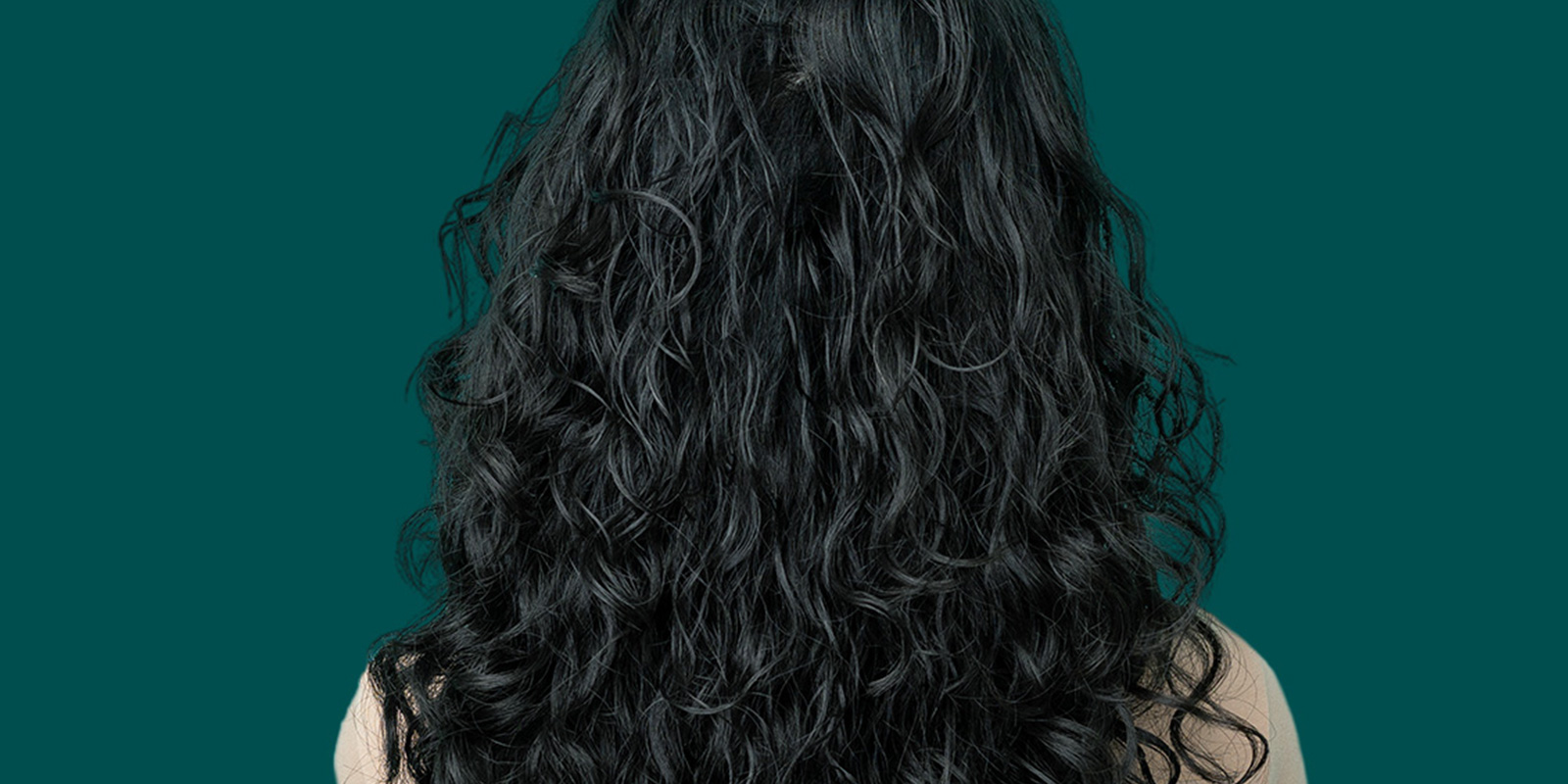 Curly Hair Styling: Beauty Secrets in Your Hair Waves